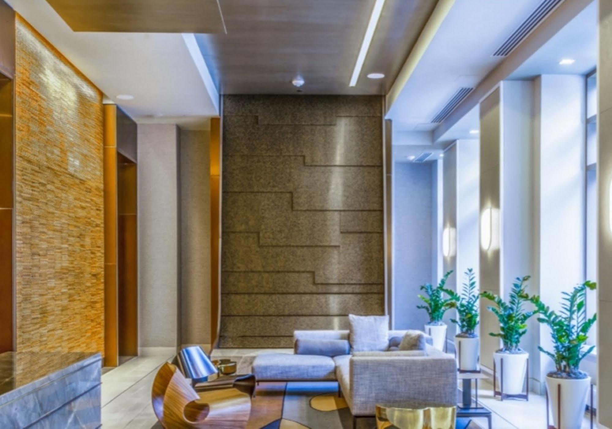 Global Luxury Suites At Newport Jersey City Exterior foto