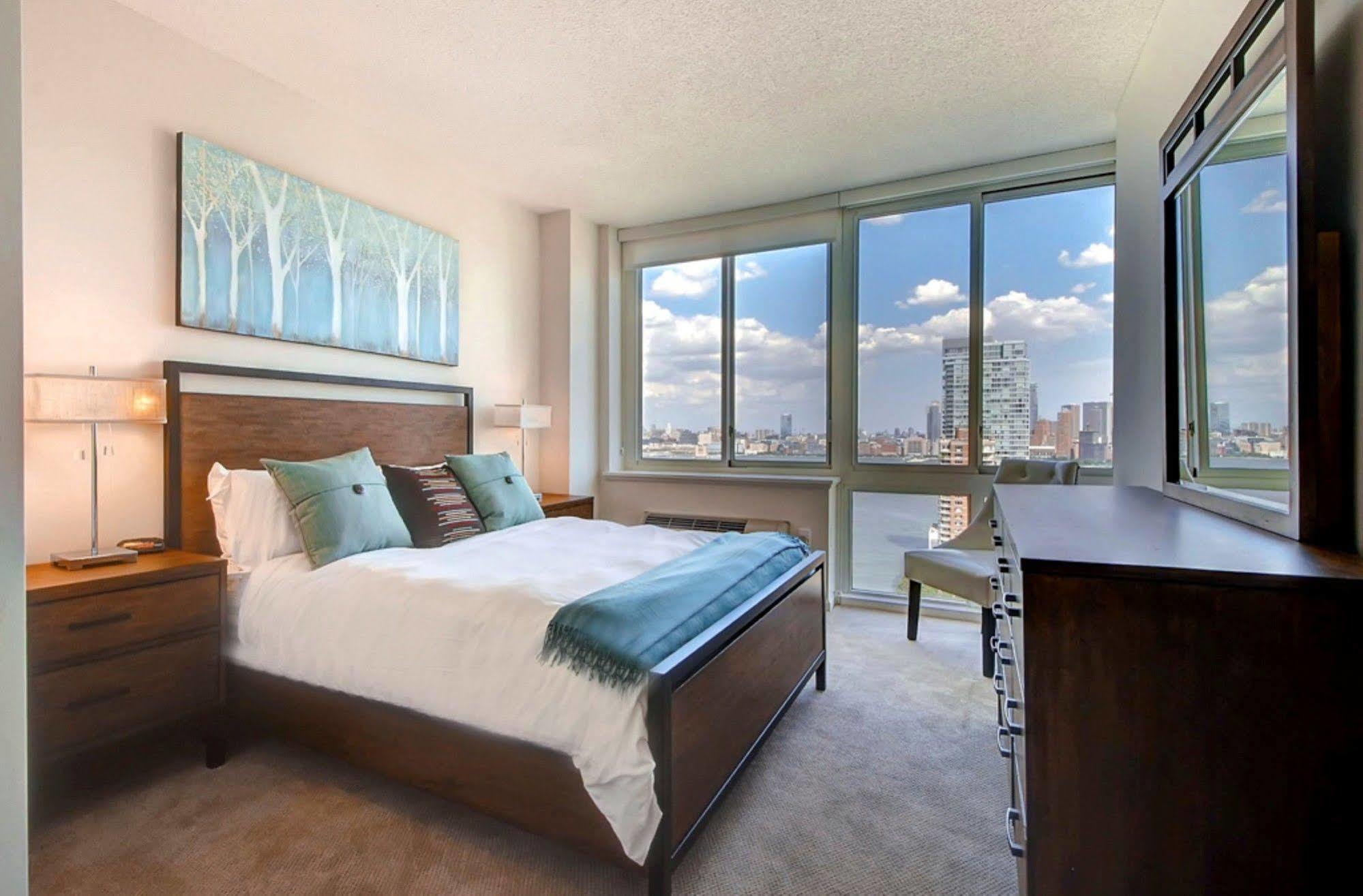 Global Luxury Suites At Newport Jersey City Exterior foto